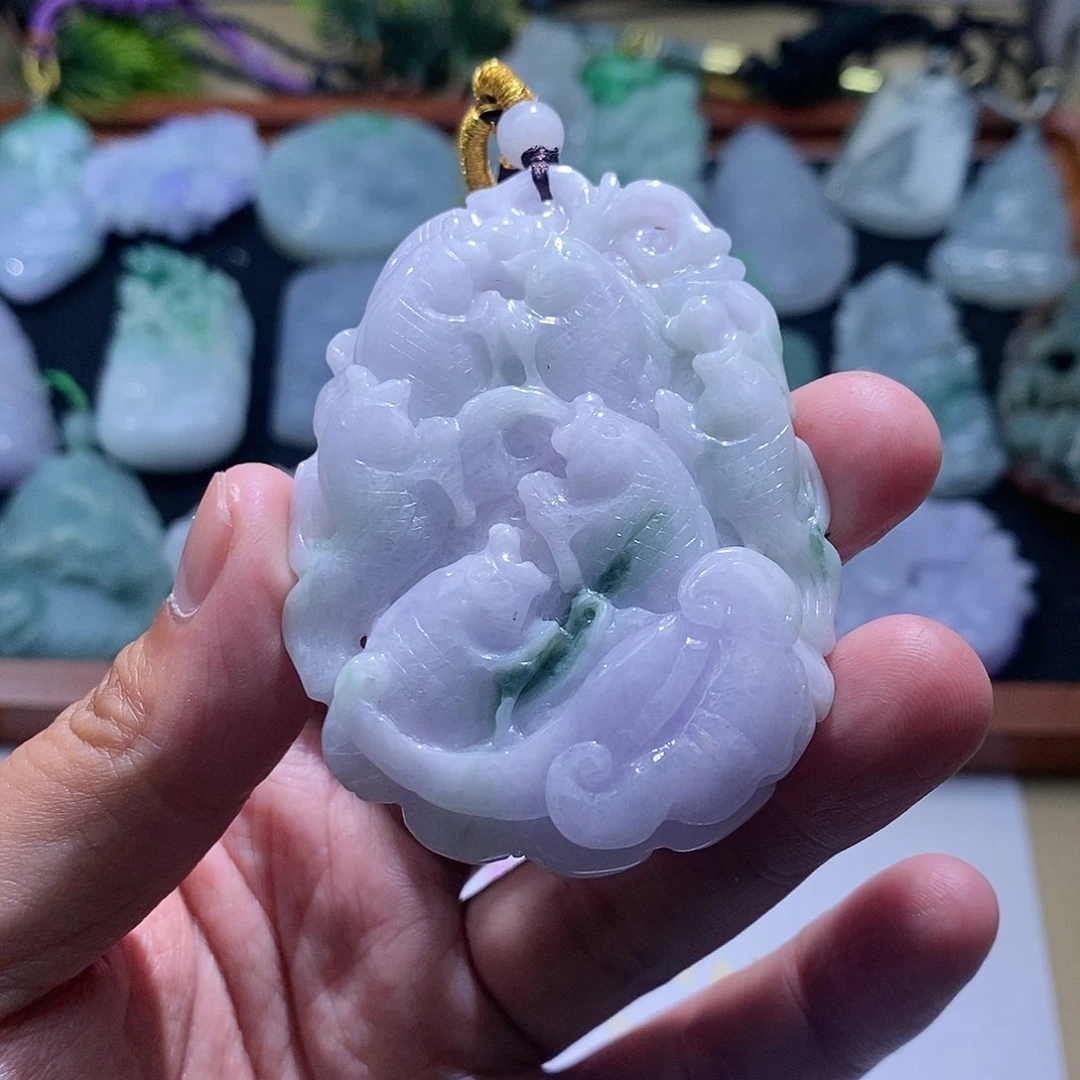 【闪购商品】翡翠颈饰未镶嵌荷叶鱼