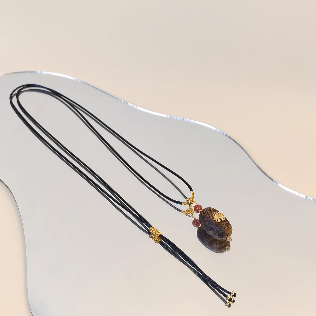 黑棋枣珠九尾贴片项链（多样性发其一）