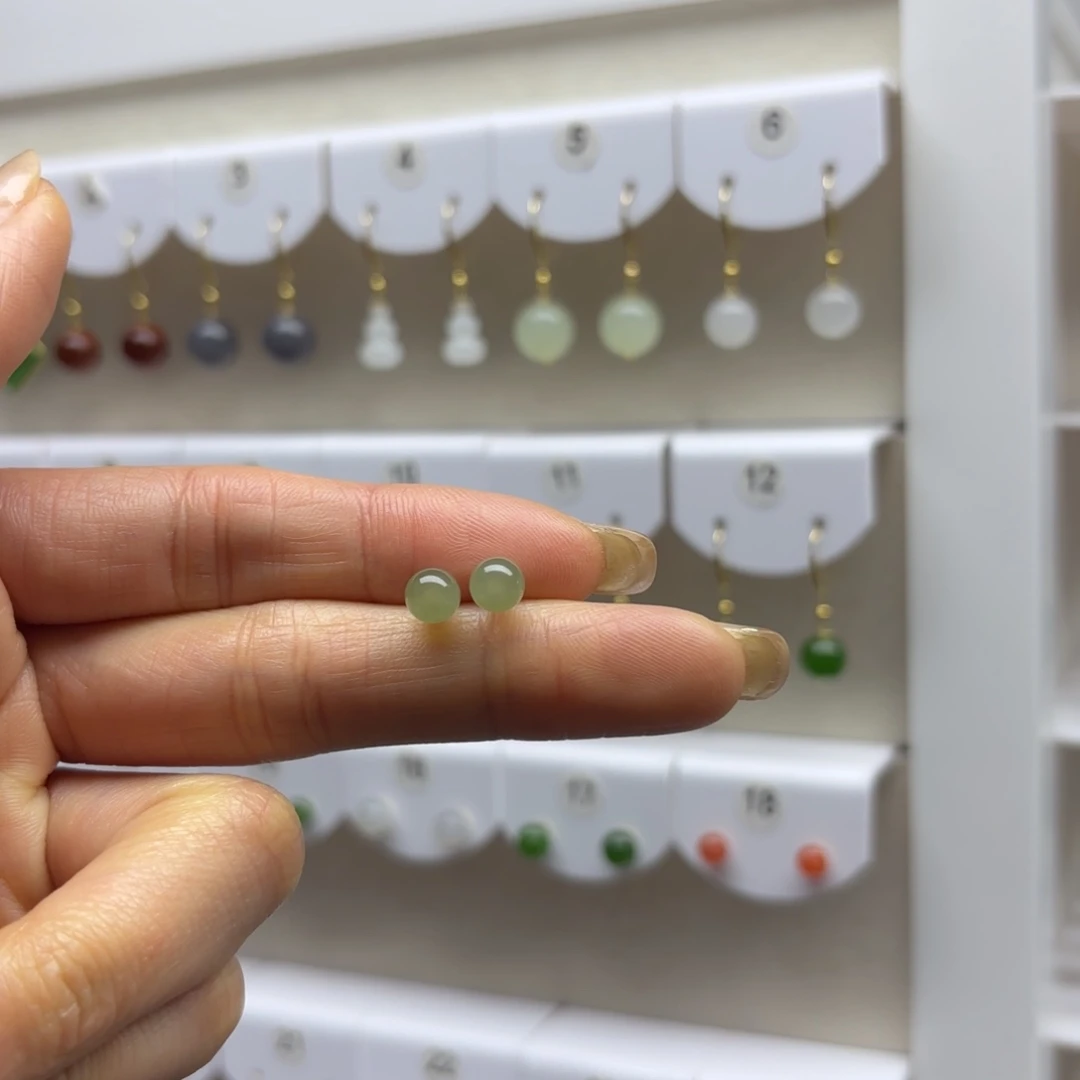 和田玉银S925镶嵌耳饰