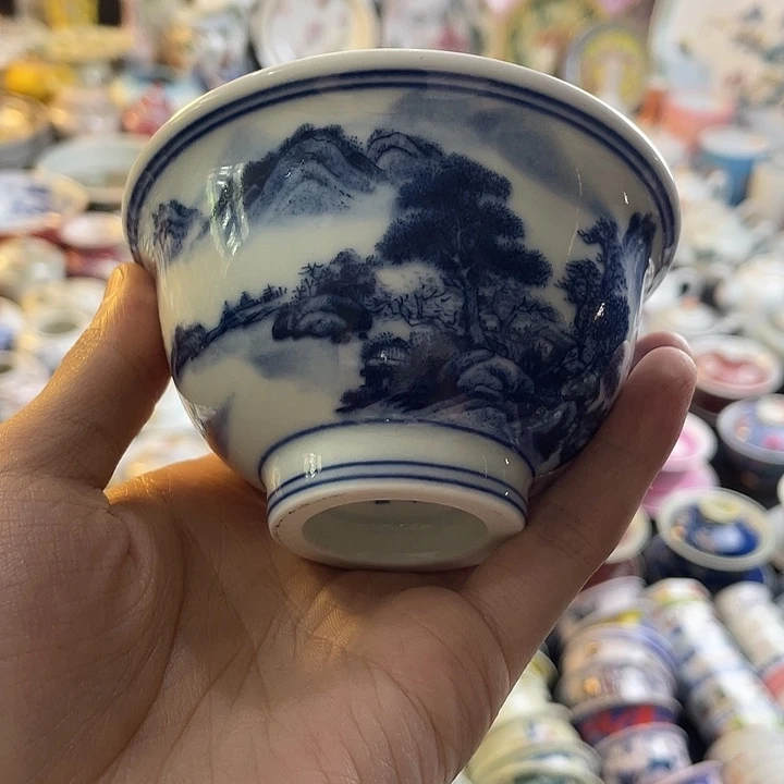 瓷片今天爱吃大米饭