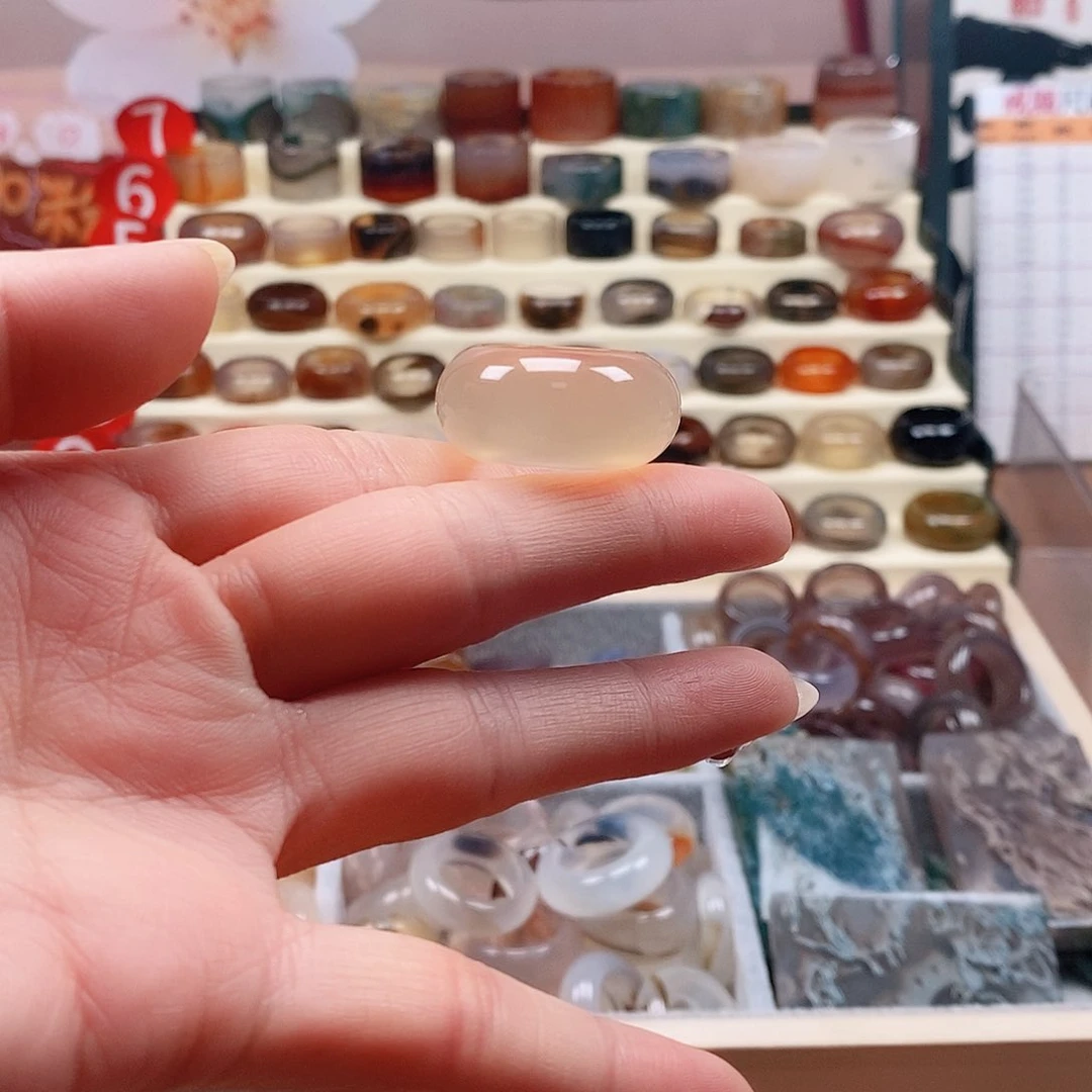 玛瑙/玉髓戒指未镶嵌?*?