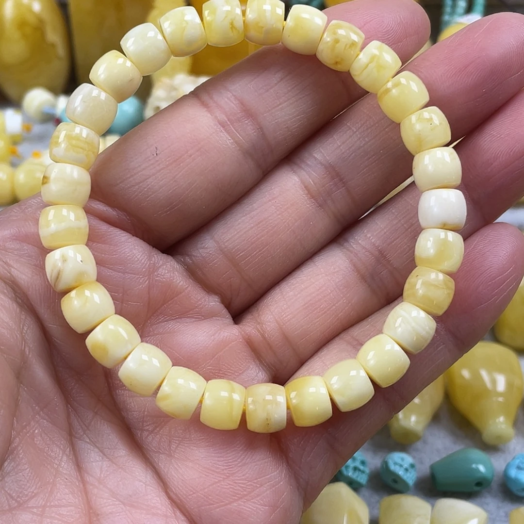 蜜蜡未镶嵌裸石34杂