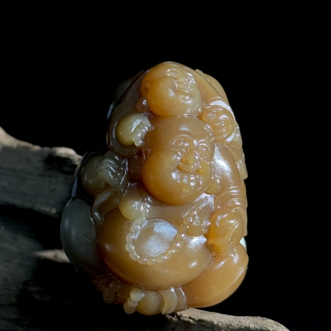 lot6355 福气满营 和田玉糖玉 45.6*33.5*32.7mm 75g