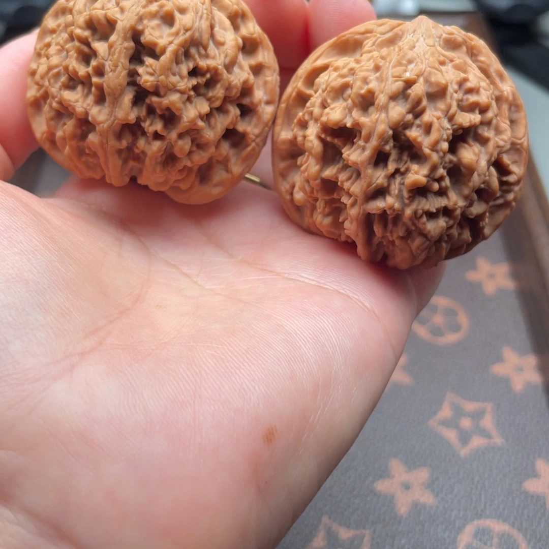 文玩核桃漫天星46