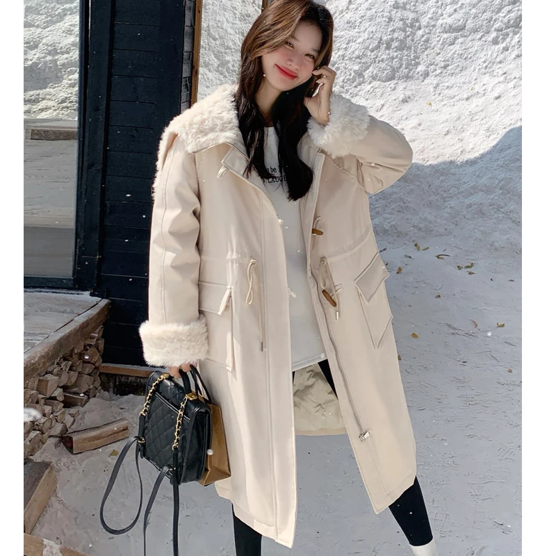 【25174】羊卷毛领斗篷中长款派克服休闲宽松保暖外套女