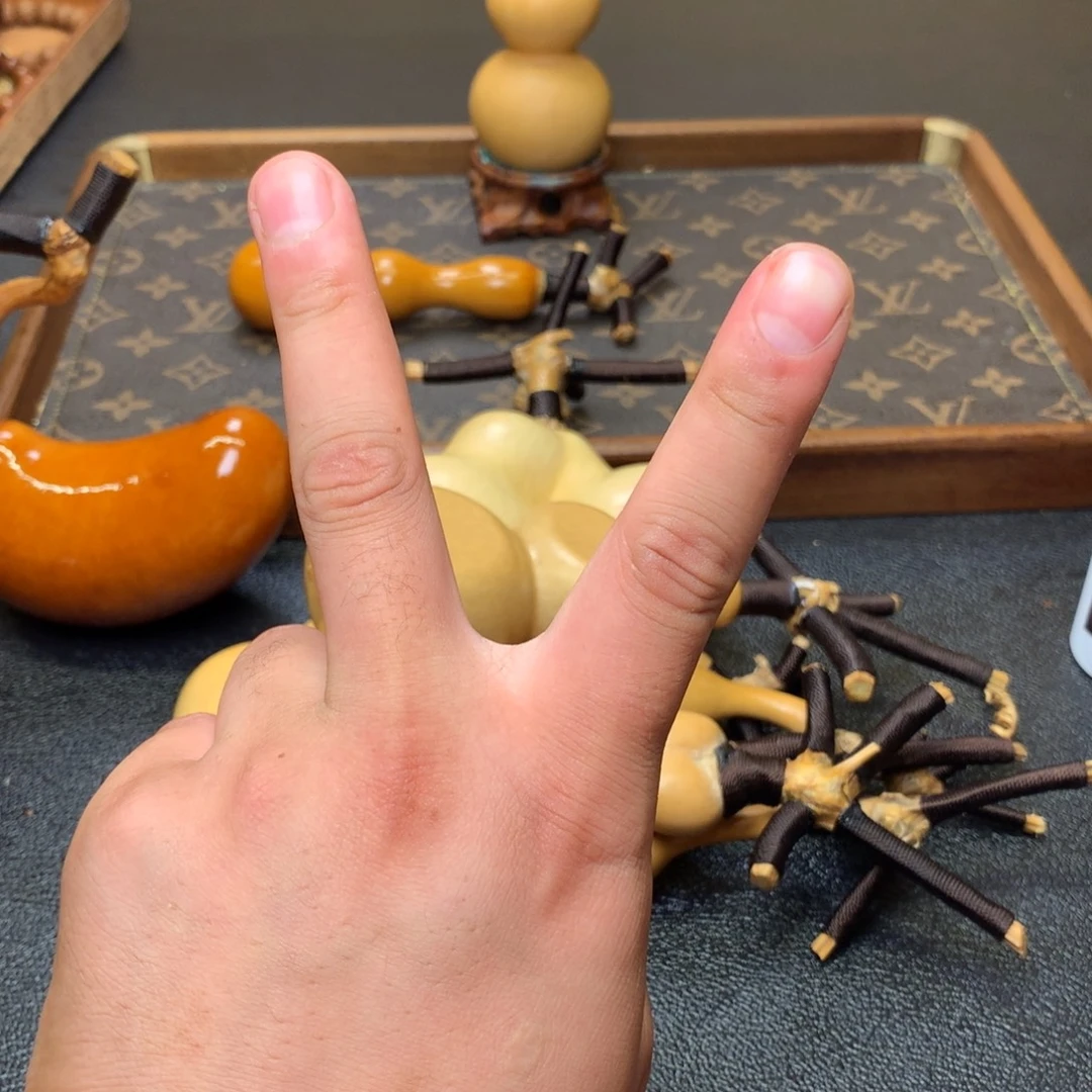 K***·天然的天然资源的