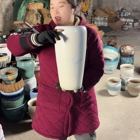 16口38高瑕疵盆子。