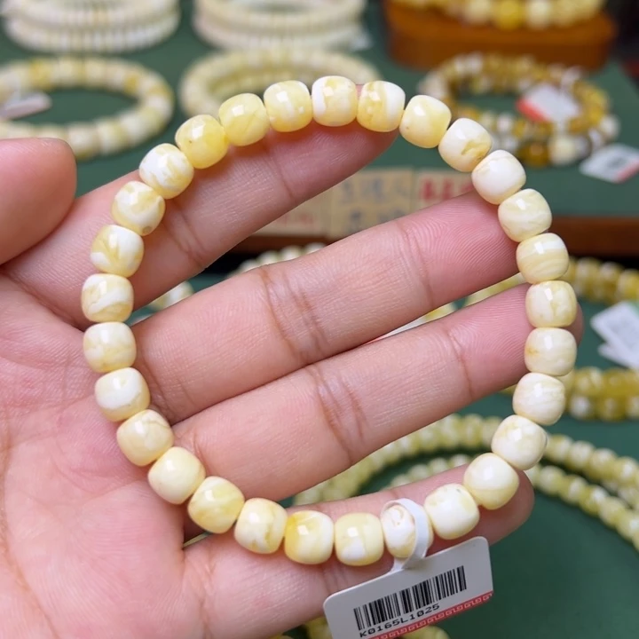 蜜蜡未镶嵌珠宝奇石