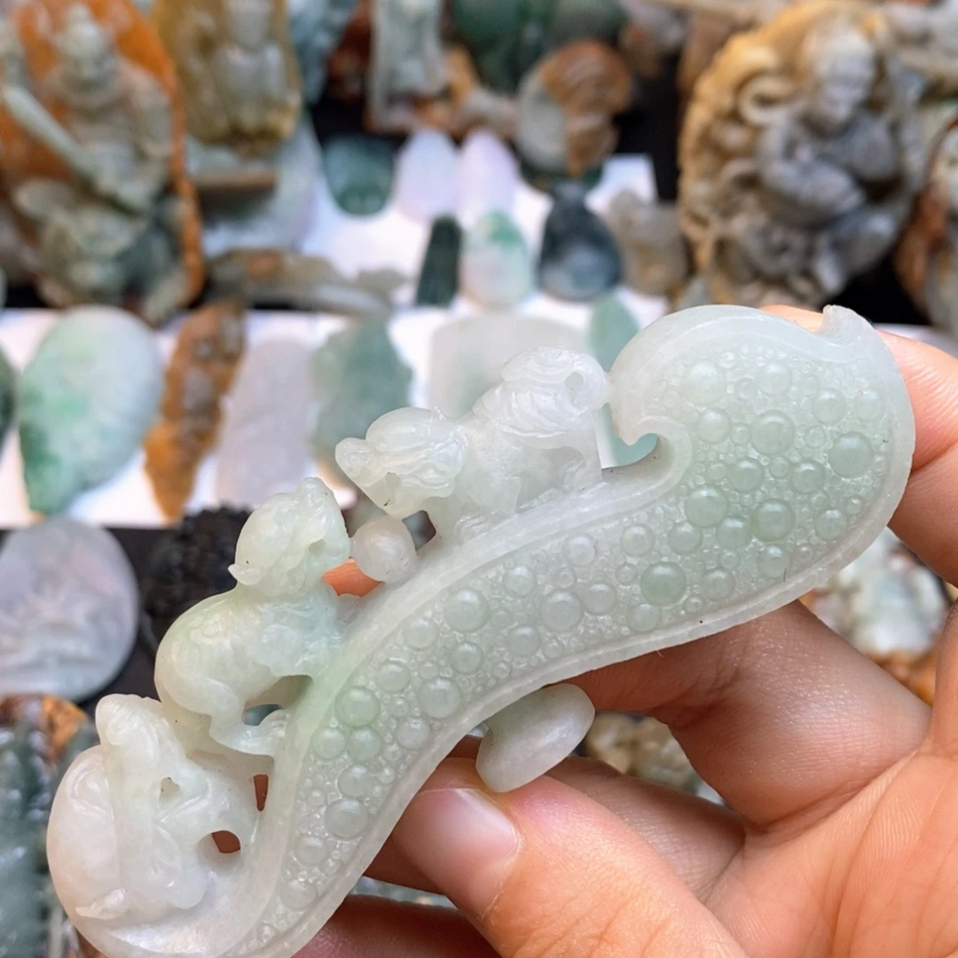 定制翡翠未镶嵌特色24