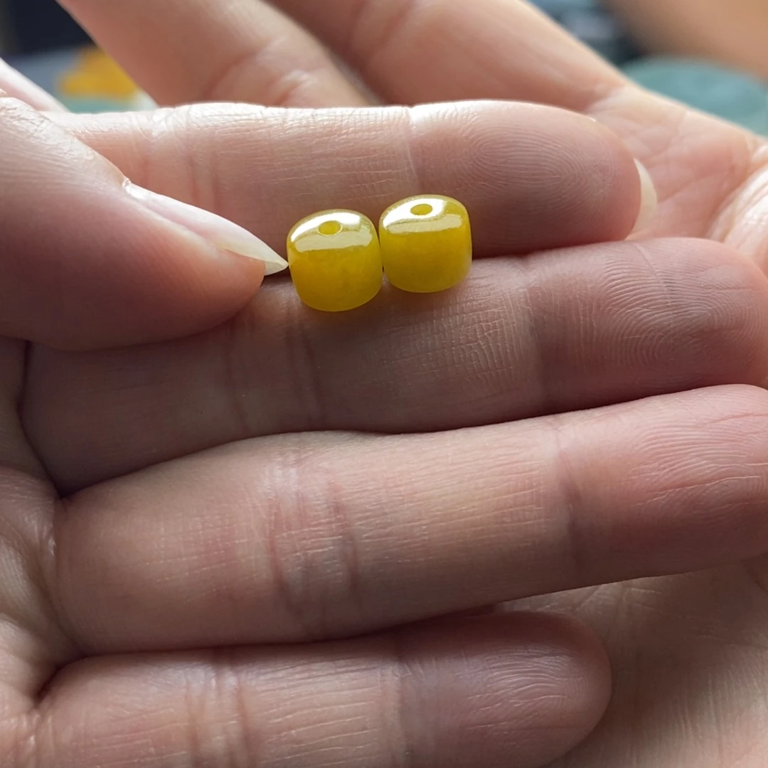 陈***小定制翡翠未镶嵌桶珠