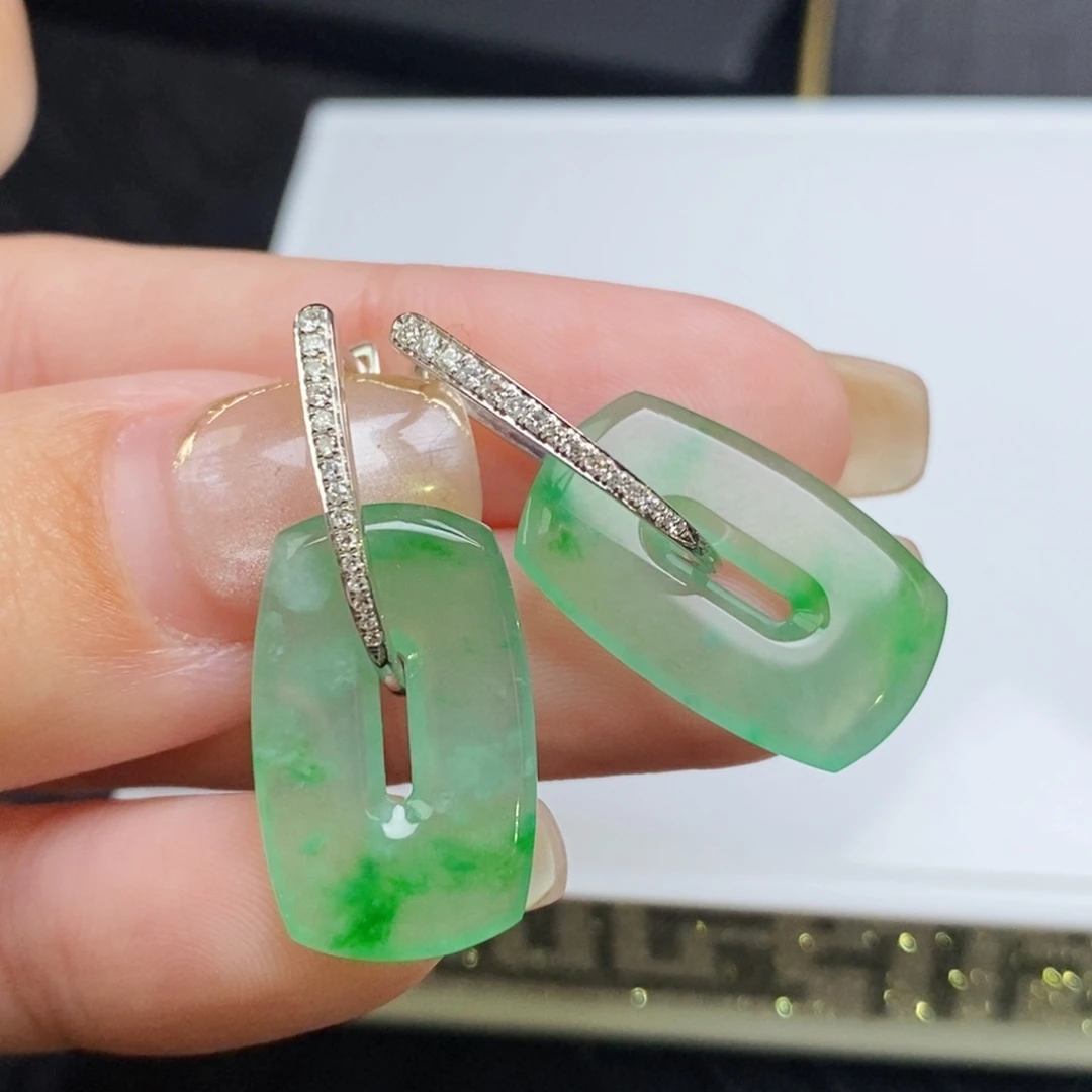 翡翠18K金镶嵌耳饰方糖