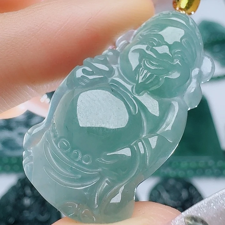 翡翠未镶嵌颈饰天然的A货翡翠多样性发其一