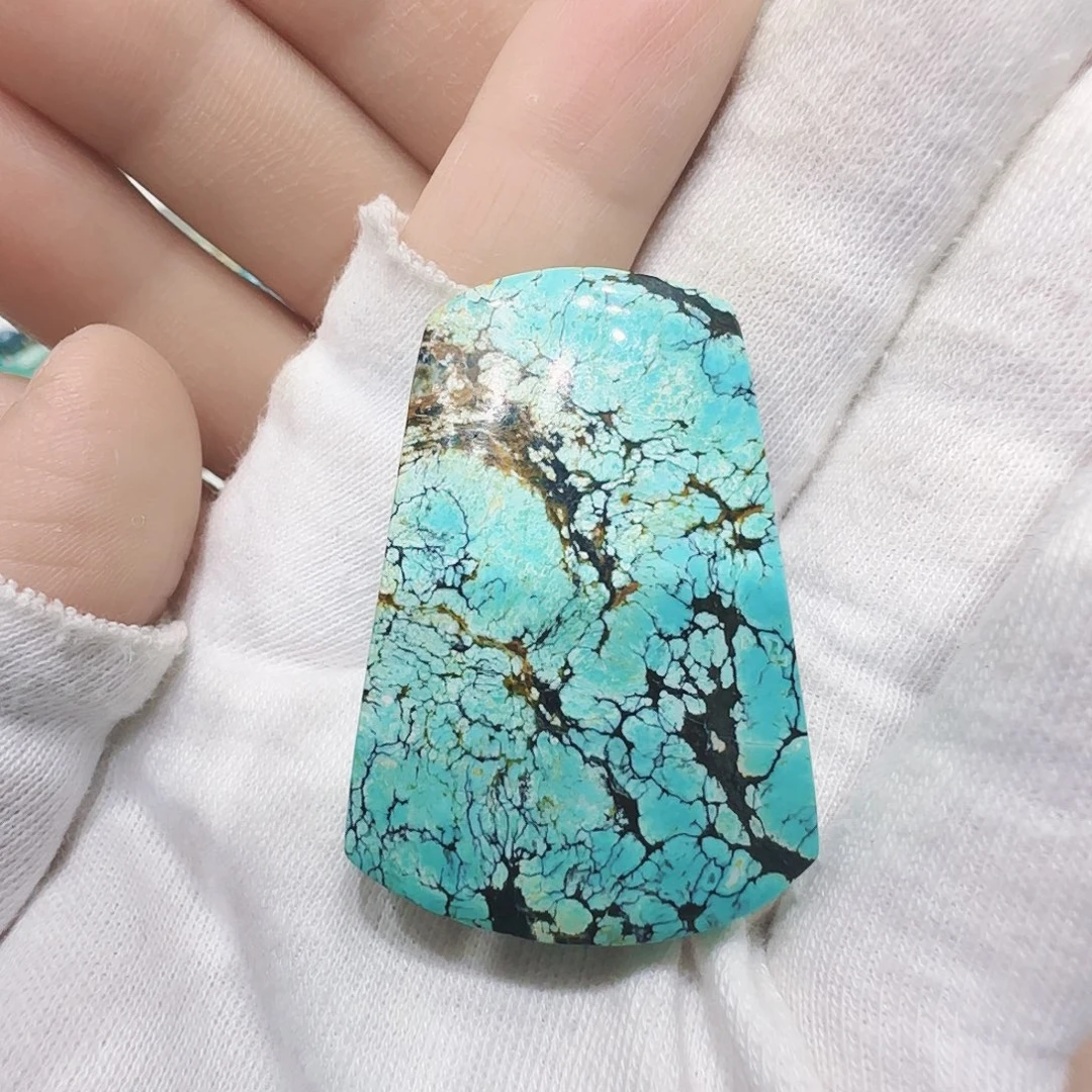 绿松石未镶嵌原矿绿松石