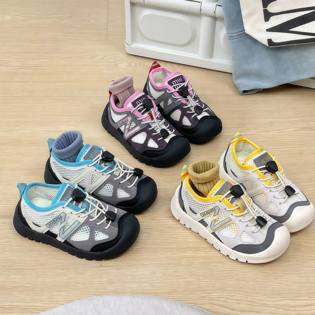 儿童运动鞋夏季2025新款透气网面户外男童徒步鞋镂空网眼女童鞋子