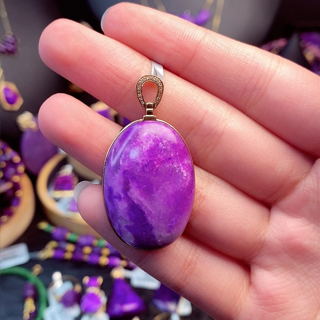 苏纪石（舒俱来）吊坠18K金镶嵌