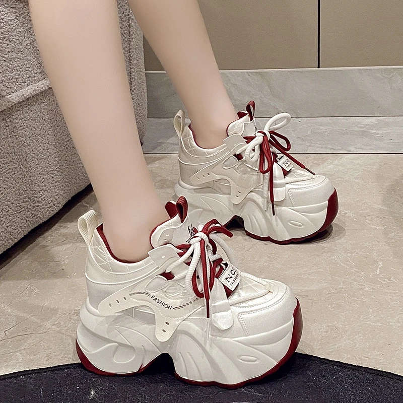 内增高老爹鞋女2025春季新款运动鞋子百搭高跟单鞋厚底小个子女鞋