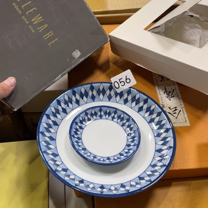 盖碗瓷器的造型和造型也