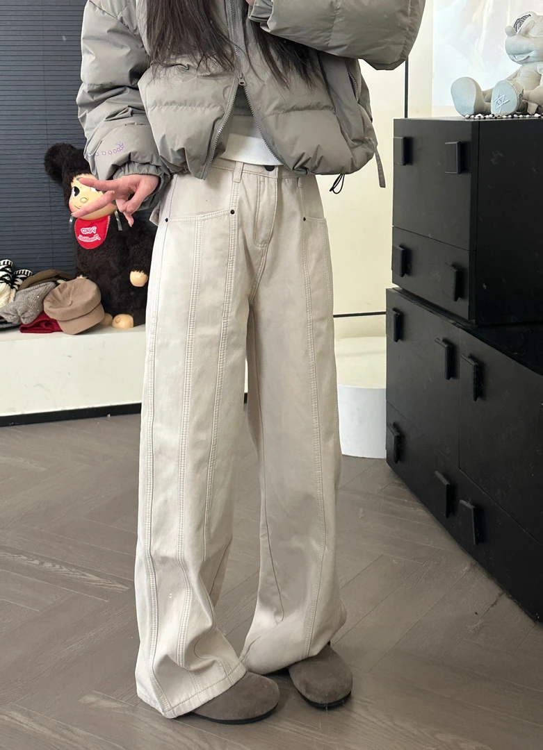 今日上新【白牛】不加绒时尚设计感纯色牛仔裤