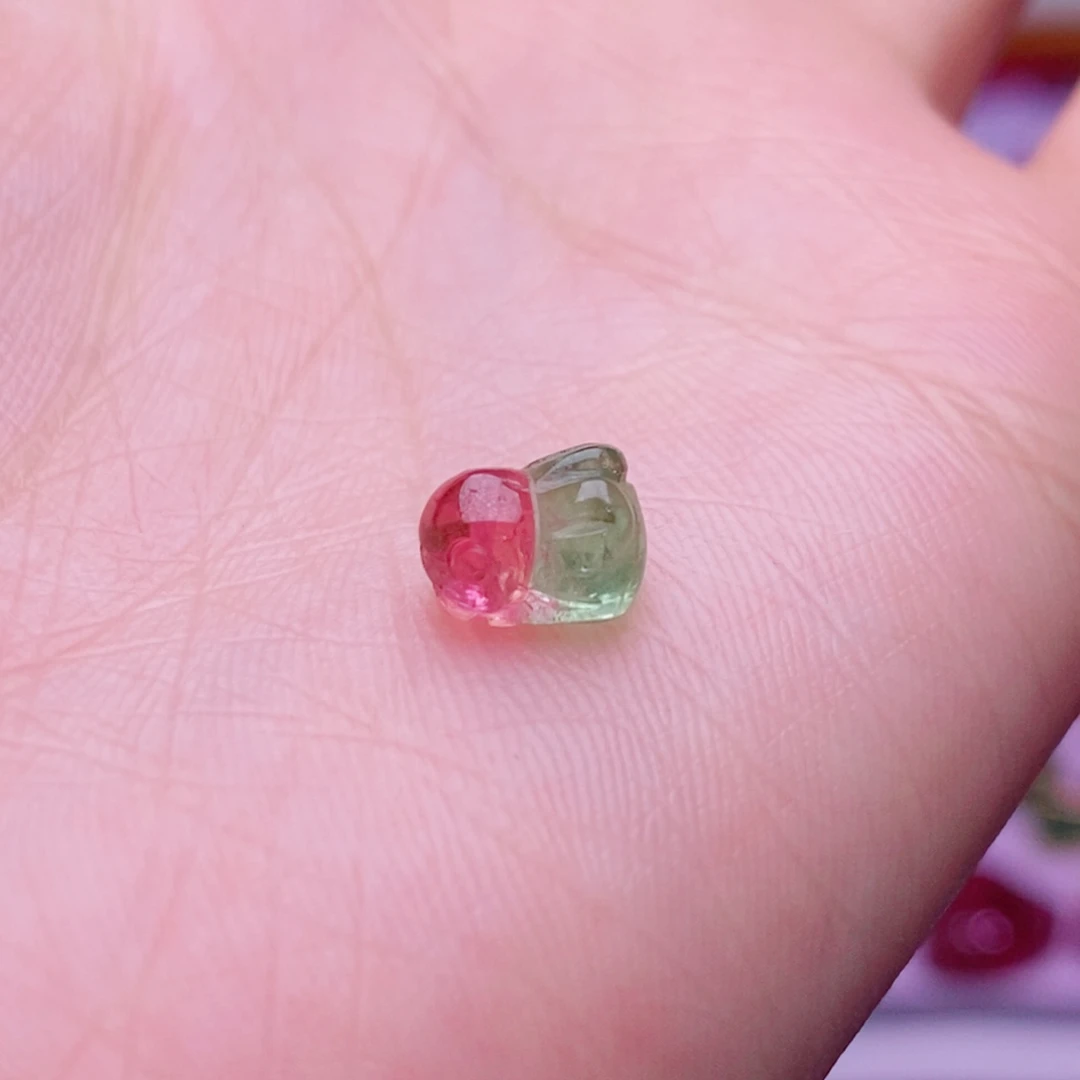 颈饰未镶嵌碧玺兔子单颗yy