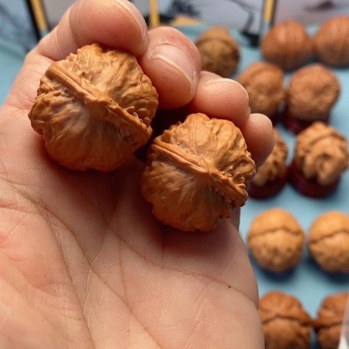 文玩核桃把件精品文玩手捻小粗筋元