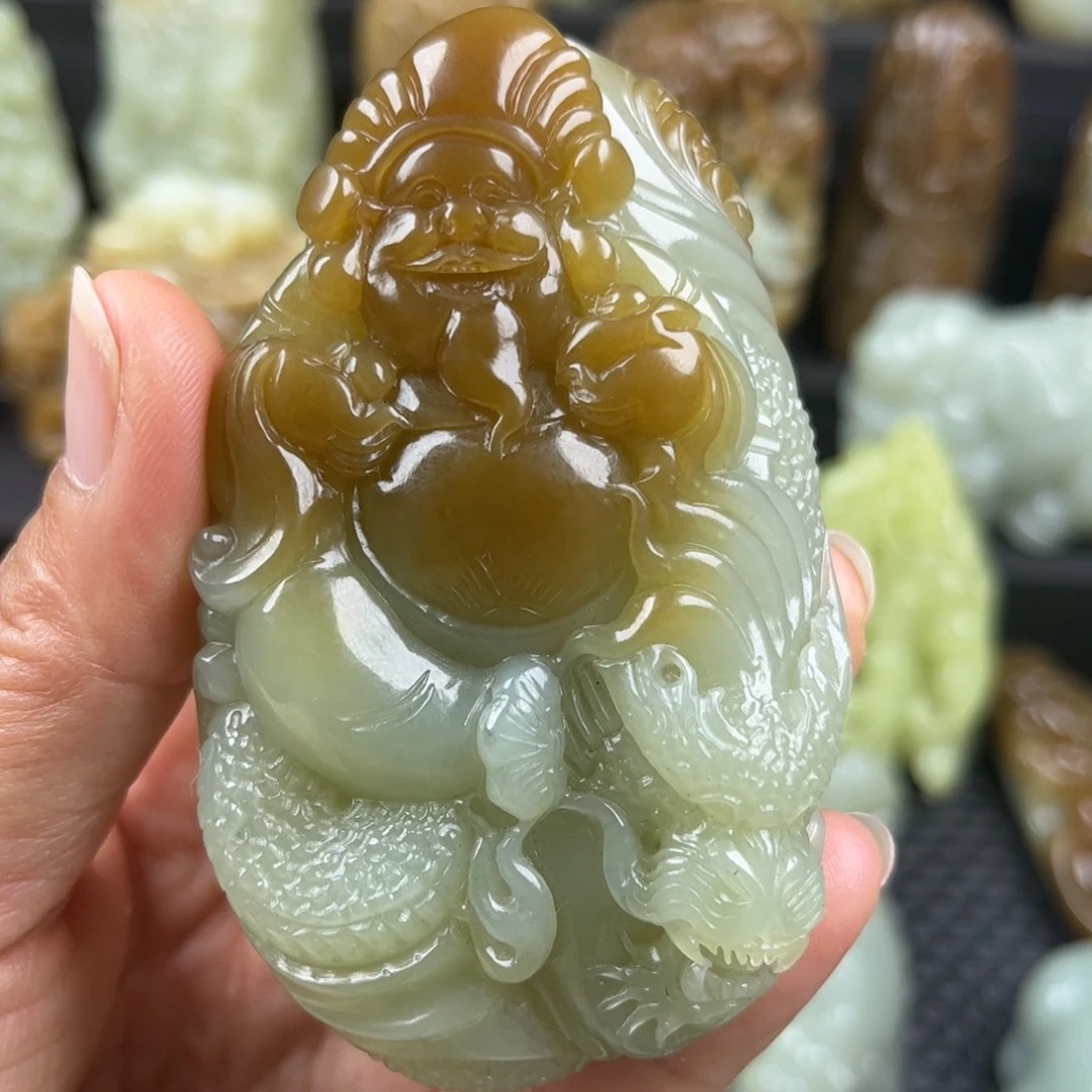 和田玉未镶嵌把件