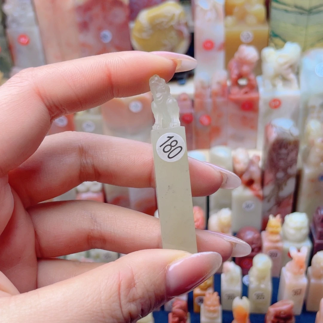 寿山石广****市寿山石手工篆刻