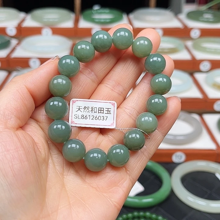 和田玉手串未镶嵌