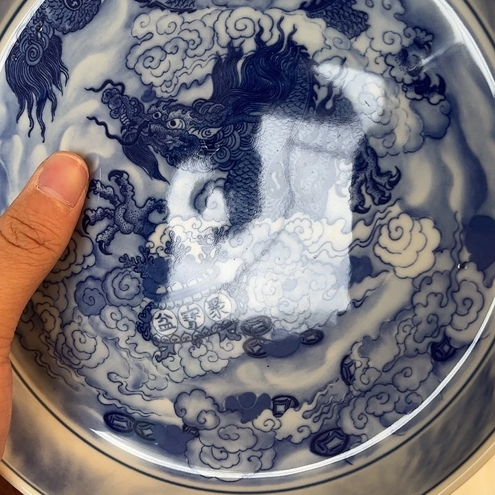 瓷片景德镇腾龙献宝大壶承微瑕