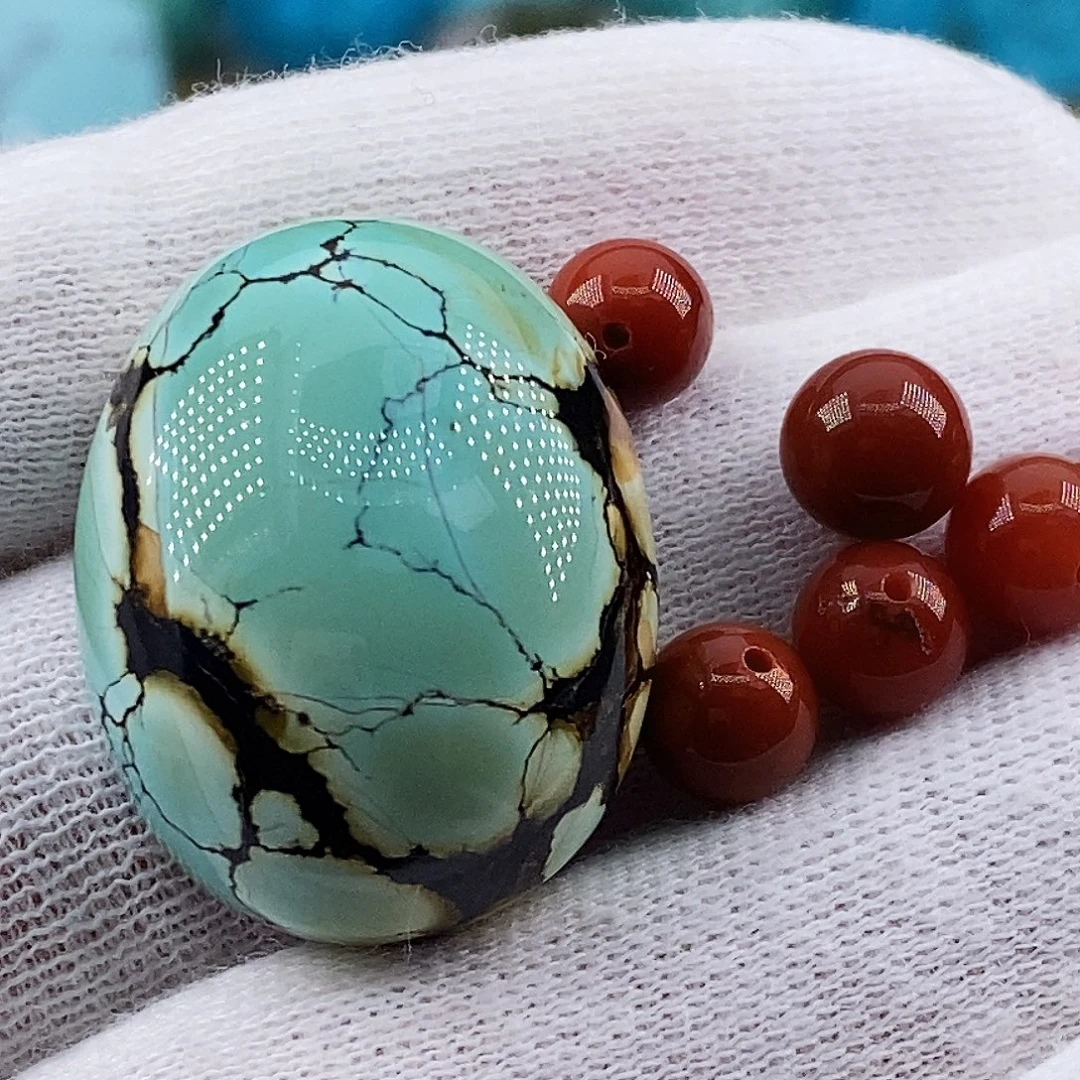 南红玛瑙未镶嵌珠宝奇石