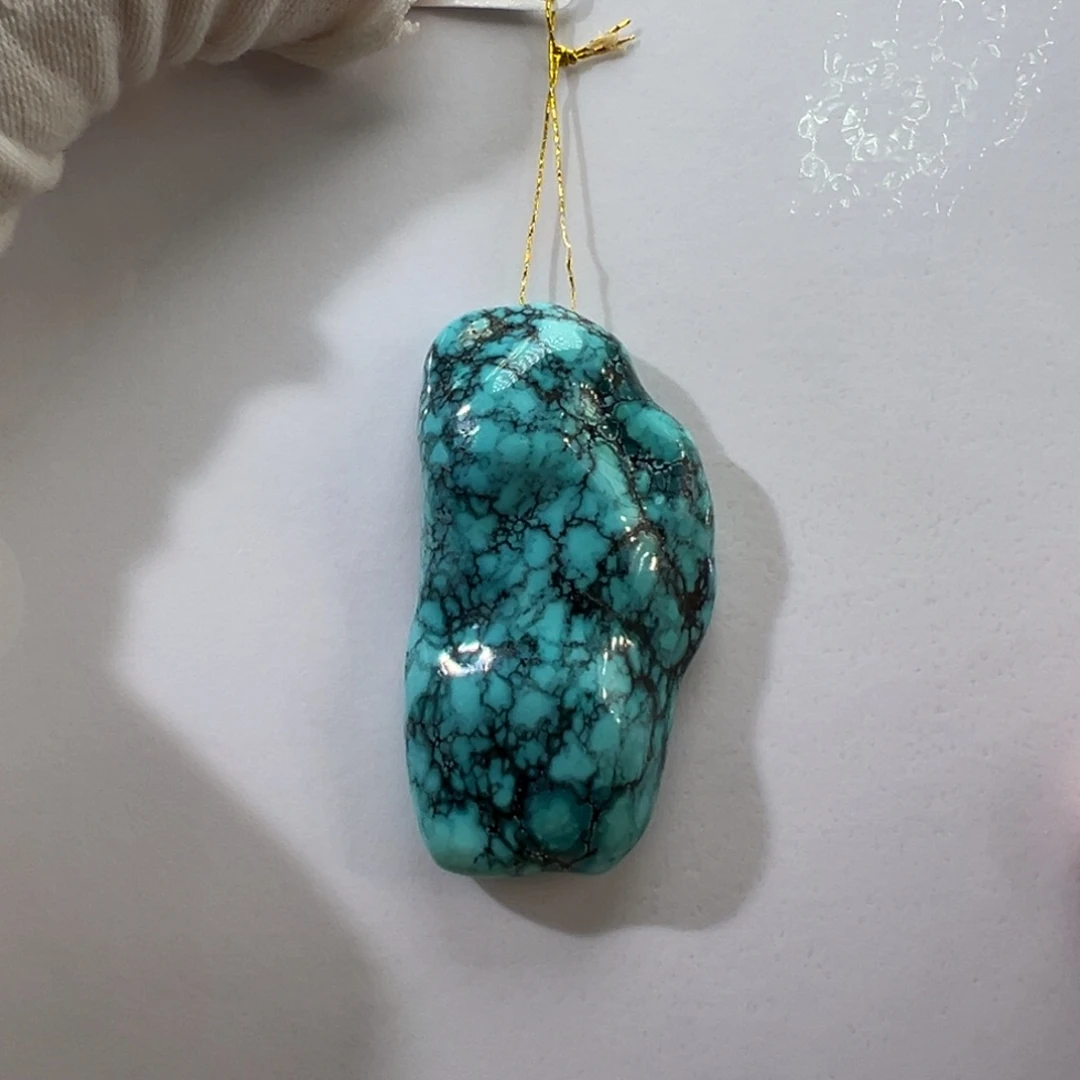 绿松石未镶嵌挂件