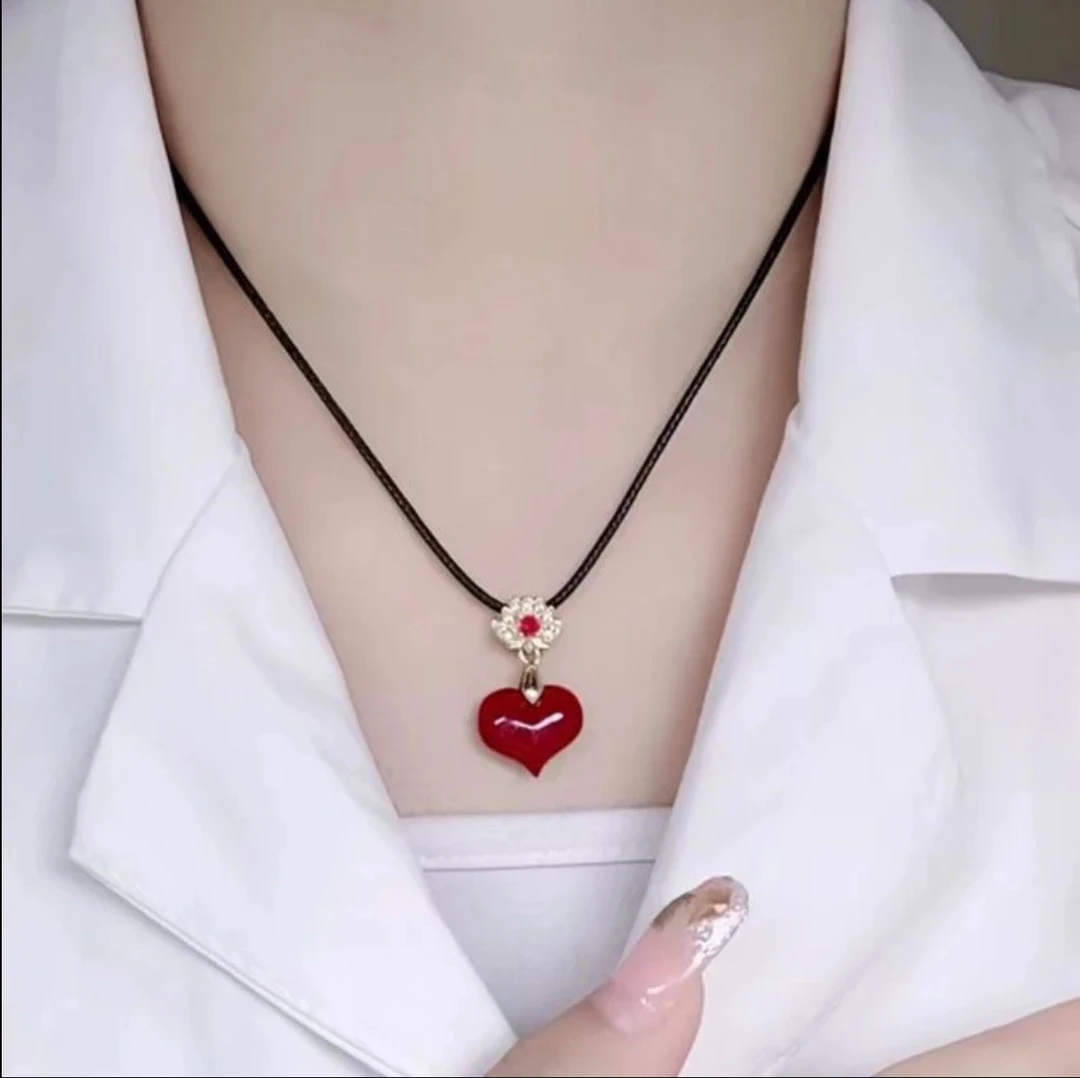 含辰砂工艺品正品紫金砂朱砂精致时尚百搭女款爱心吊坠