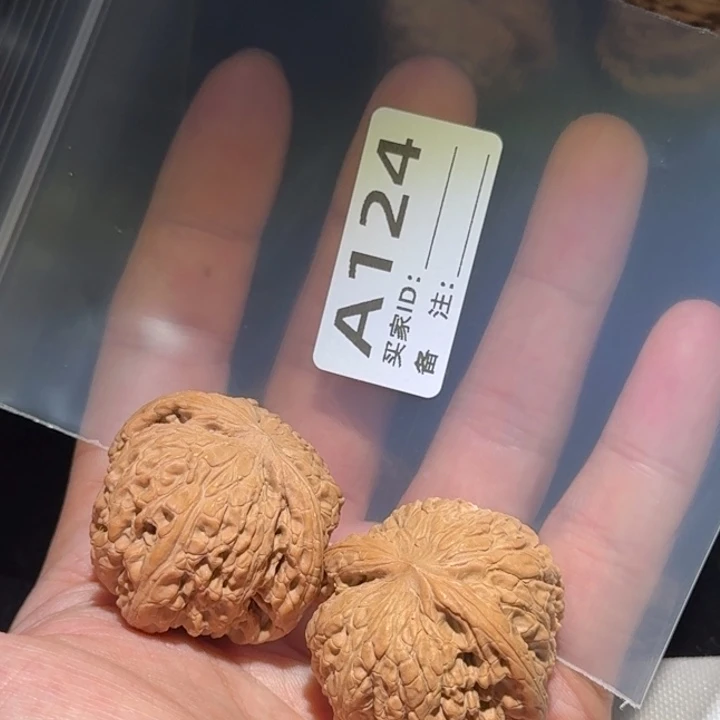 吊坠文玩核桃秘闻124