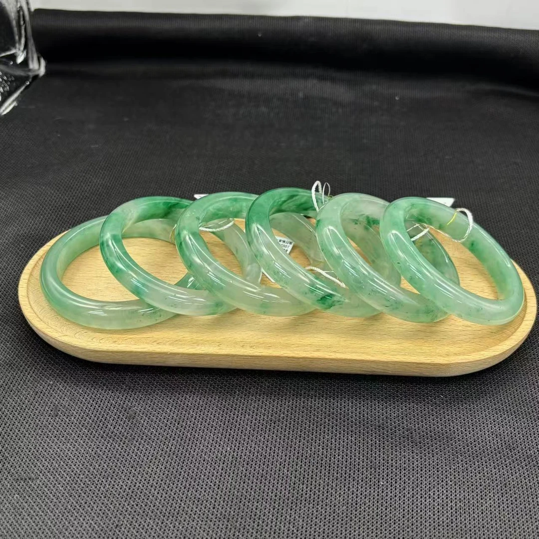 老卢珠宝非洲翠手镯精美气质微瑕款多样性发货其一4