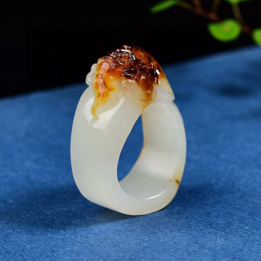 和田玉羊脂玉籽瑞兽貔貅 扳指 吊坠 圈口：20