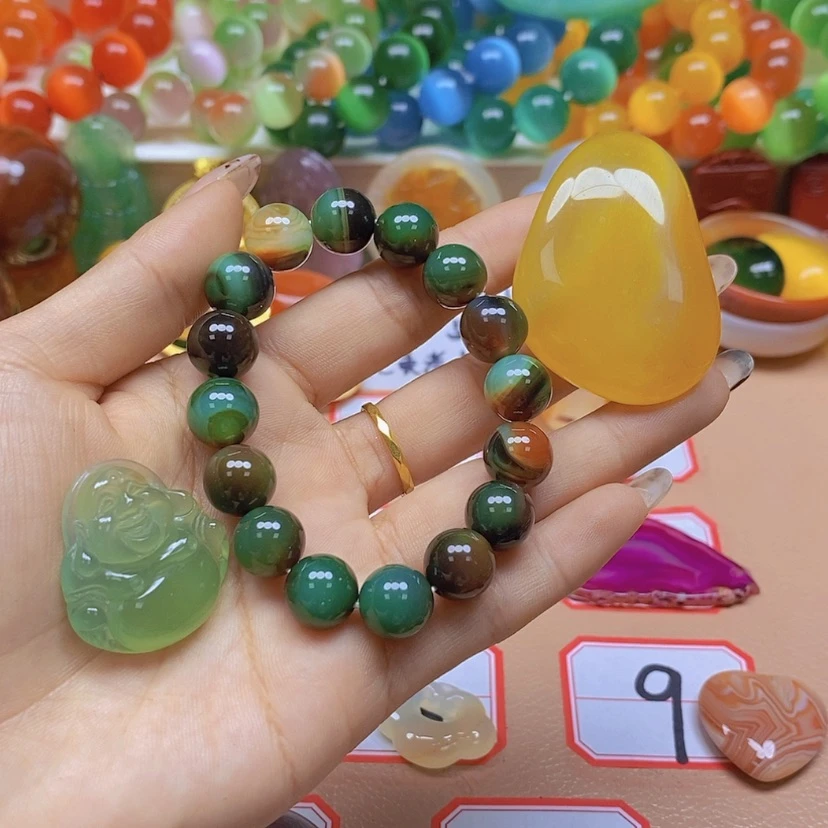 【闪购商品】玛瑙/玉髓颈饰未镶嵌简****洁