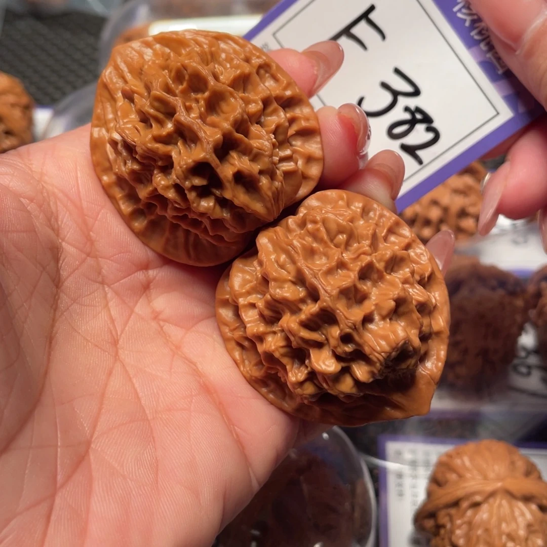 文玩核桃把件382号帝王41