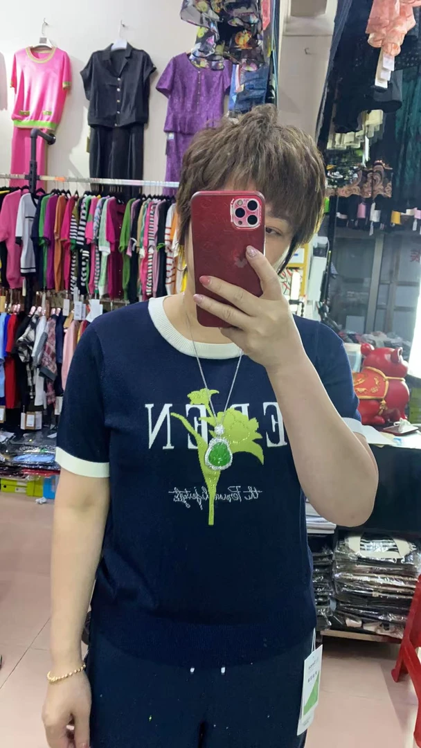 【成田细娜服装】春款上新!拼色圆领短袖