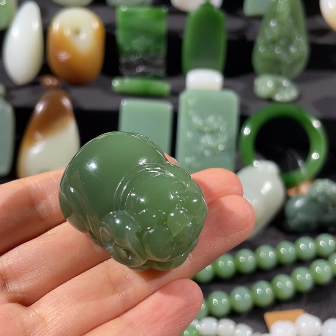 和田玉未镶嵌挂件