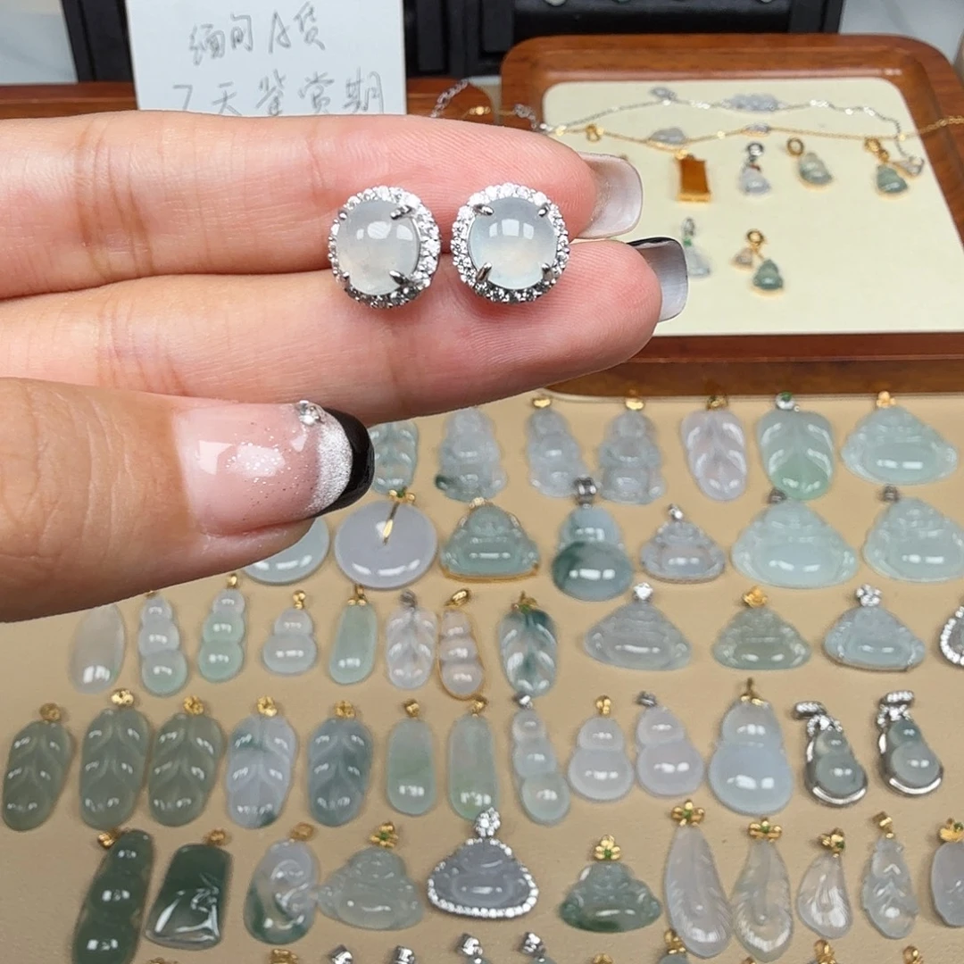 小***精银S925镶嵌翡翠耳饰