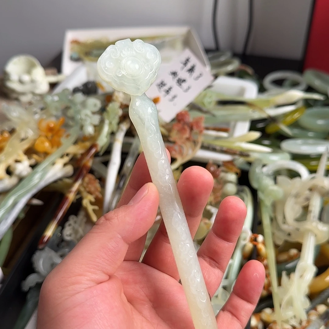 蛇纹石玉未镶嵌发饰