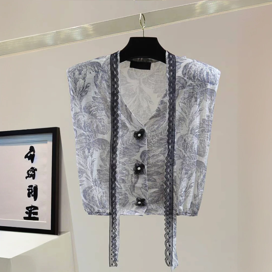 法式v领印花衬衫女装无袖衬衣夏季新款宽松洋气小衫短款飘带上衣