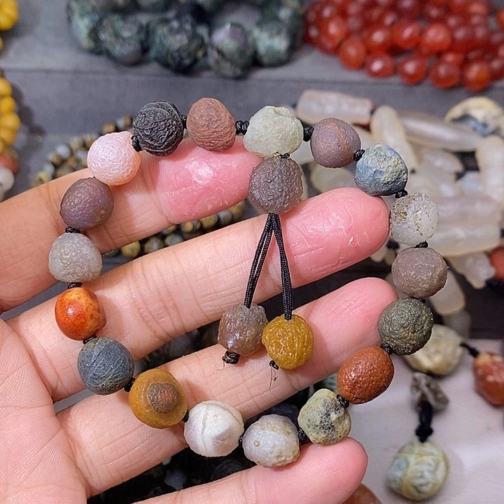 未镶嵌玛瑙/玉髓珠宝奇石