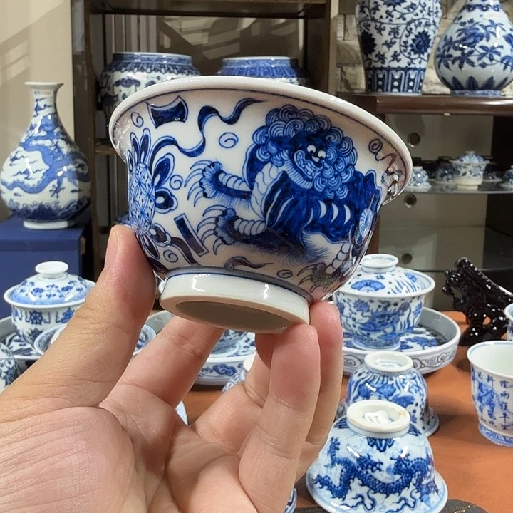 摆件宇泽堂狮狮如意压手杯