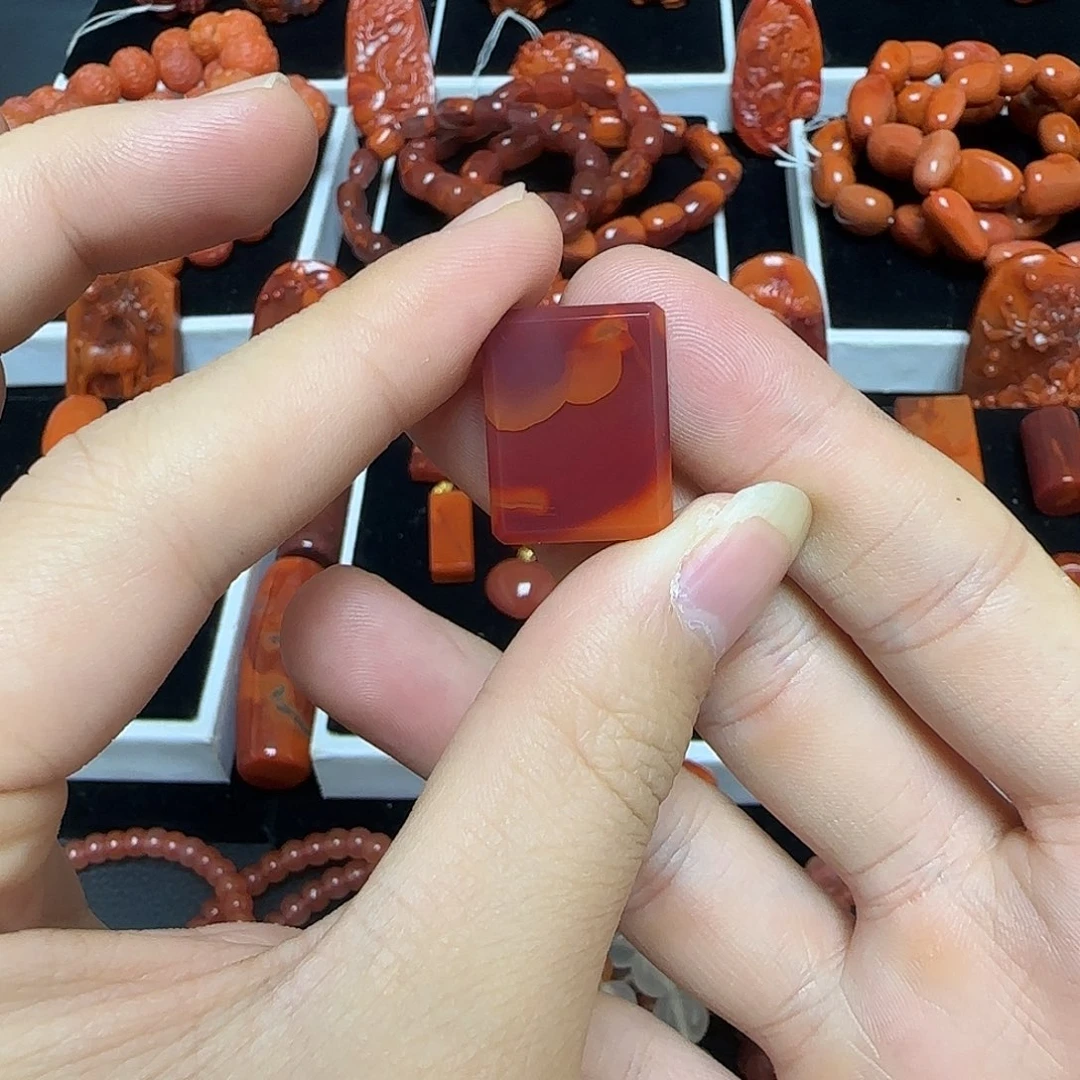 南红玛瑙未镶嵌吊坠(不含链)