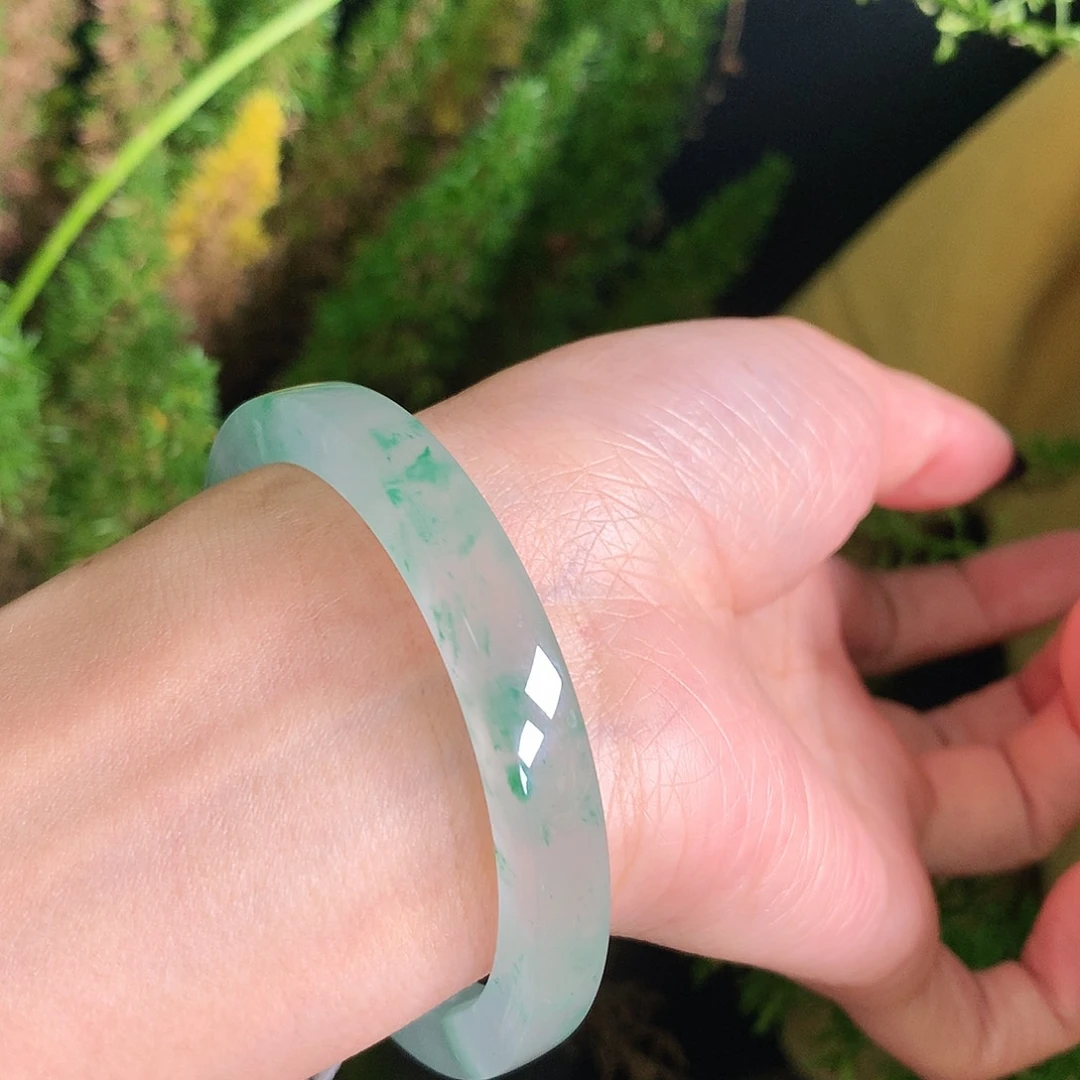 石英质玉未镶嵌手镯53