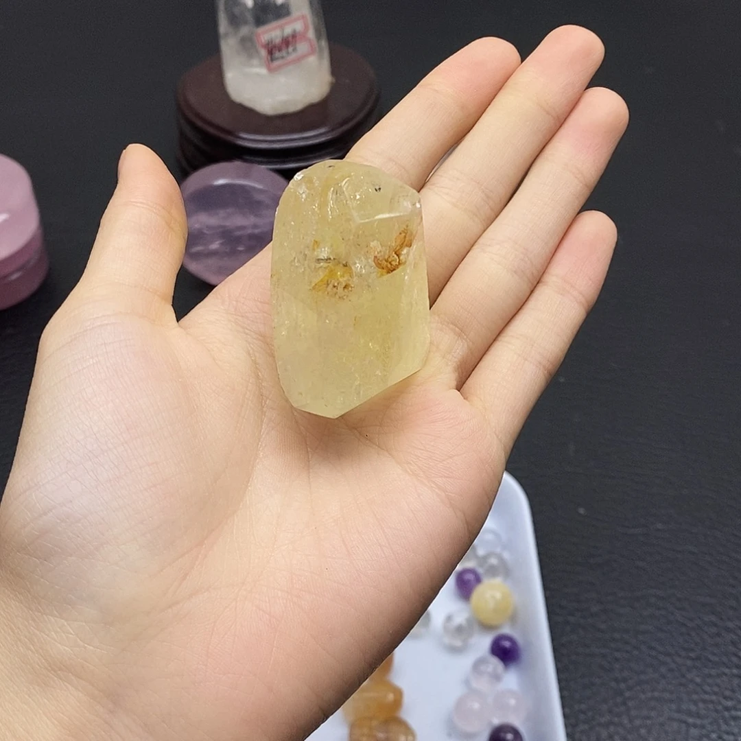 珠宝半成品水晶未镶嵌75水晶石