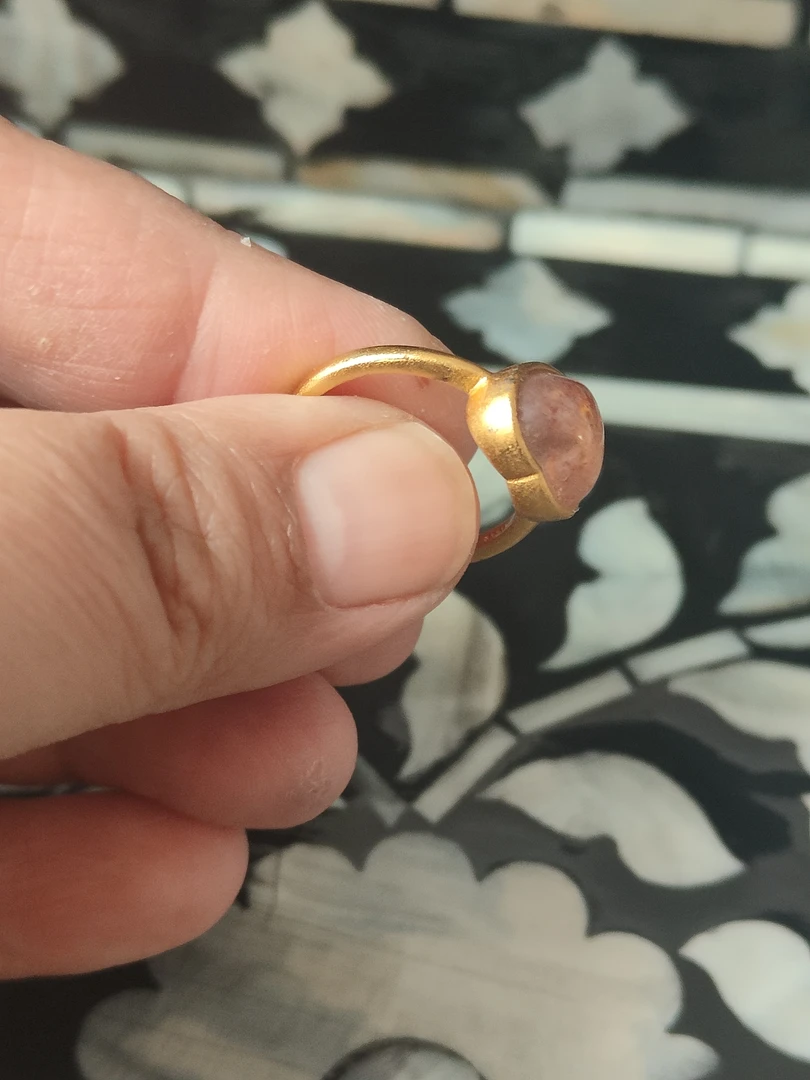 合金石英石戒指 爱心镀金草莓晶金色首饰指环