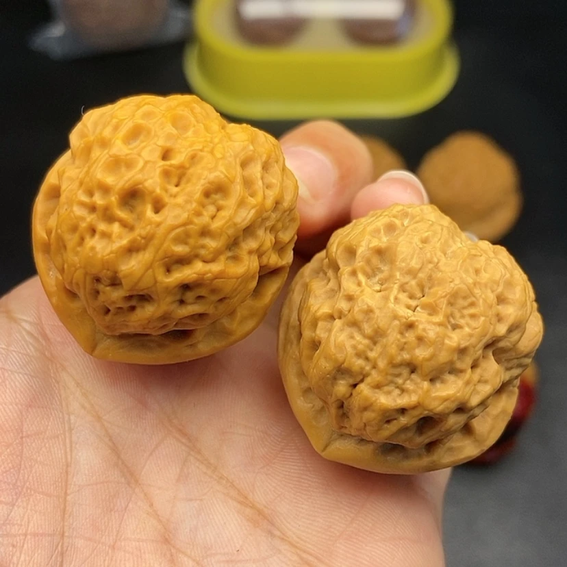 【闪购商品】把件文玩核桃37尺麻山疙瘩包