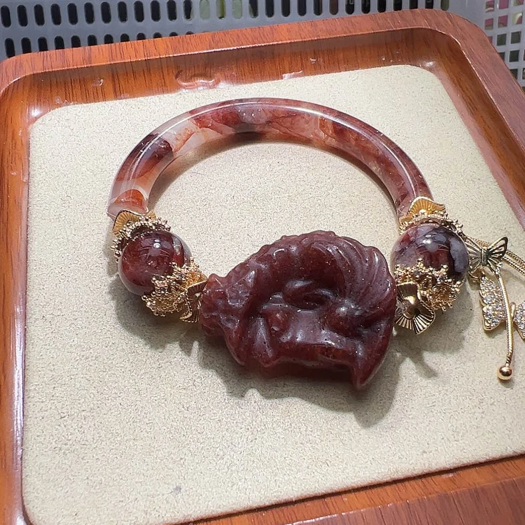 未镶嵌水晶手链水晶手链