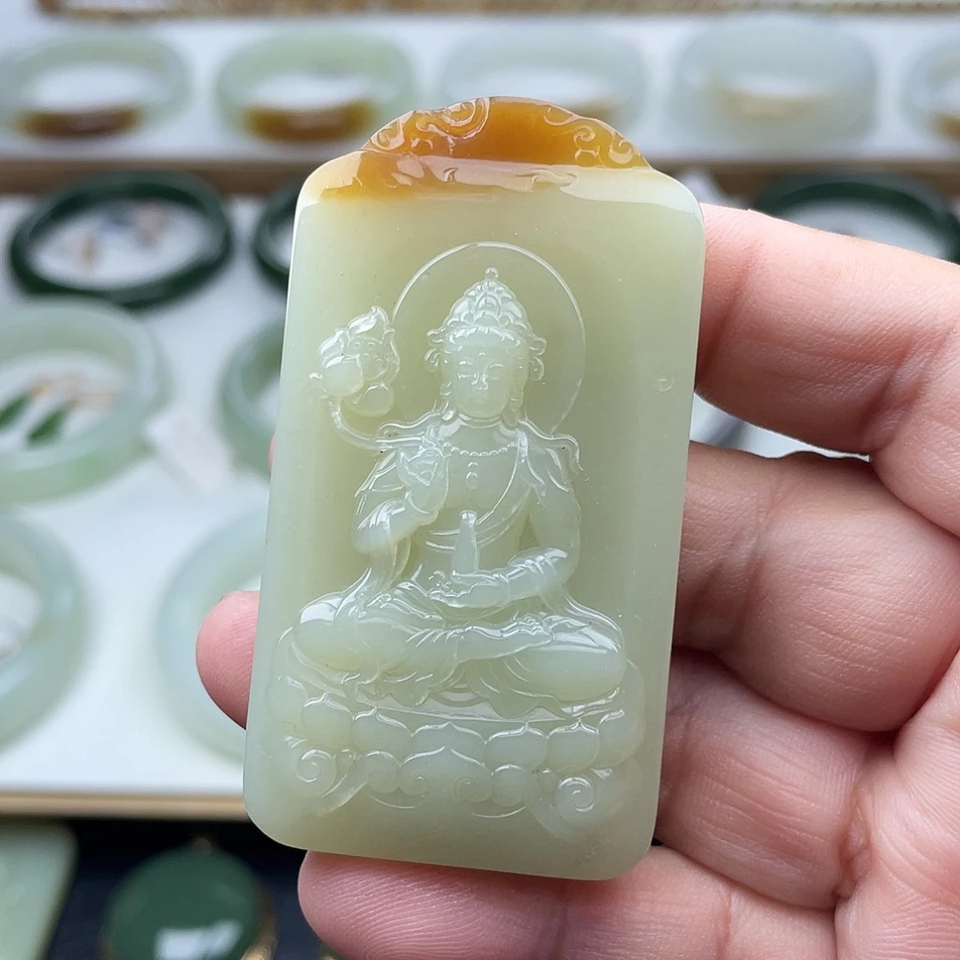 和田玉（糖玉）未镶嵌颈饰